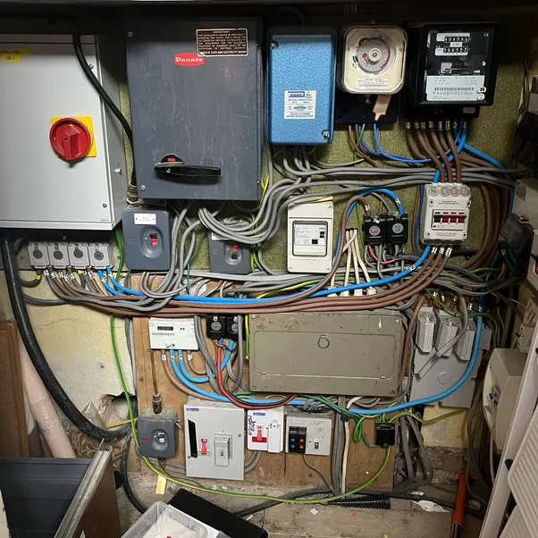 Commercial Electrical Wiring Electrician - Calderwood Electrical Services - Livingston Scotland